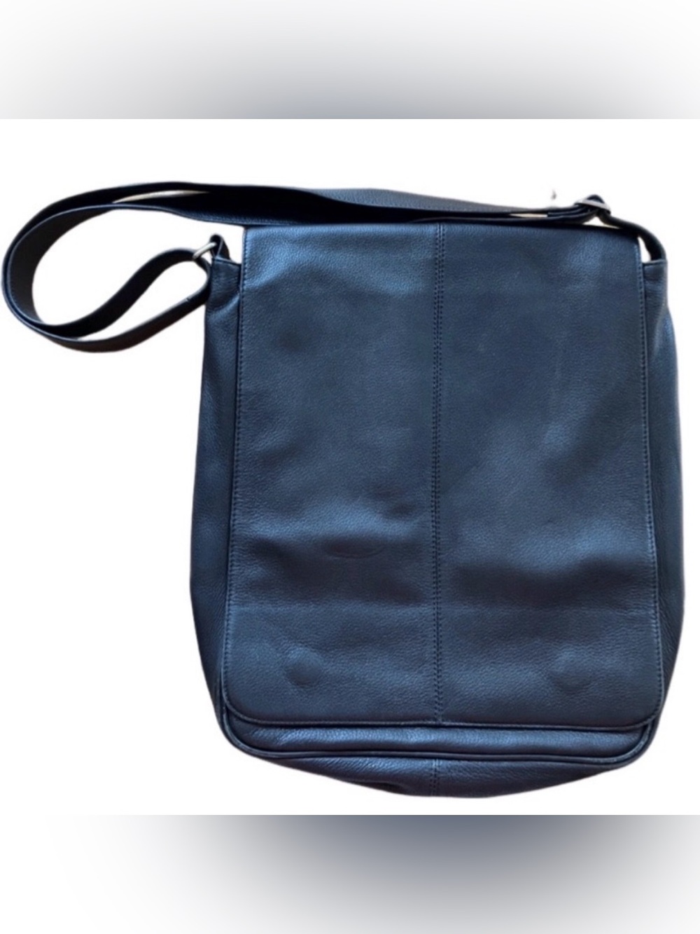 Osgoode Marley Black Leather Vertical Crossbody Messenger Computer Commuter Bag